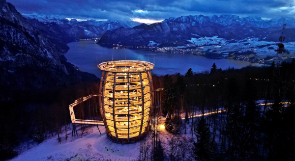Lichterzauber am Baumwipfelpfad Salzkammergut – Wintermagie auf dem Grünberg